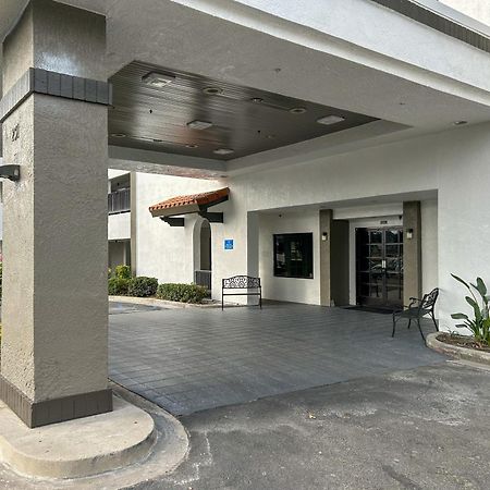 Motel 6 Ontario Ca Convention Center Airport Екстер'єр фото