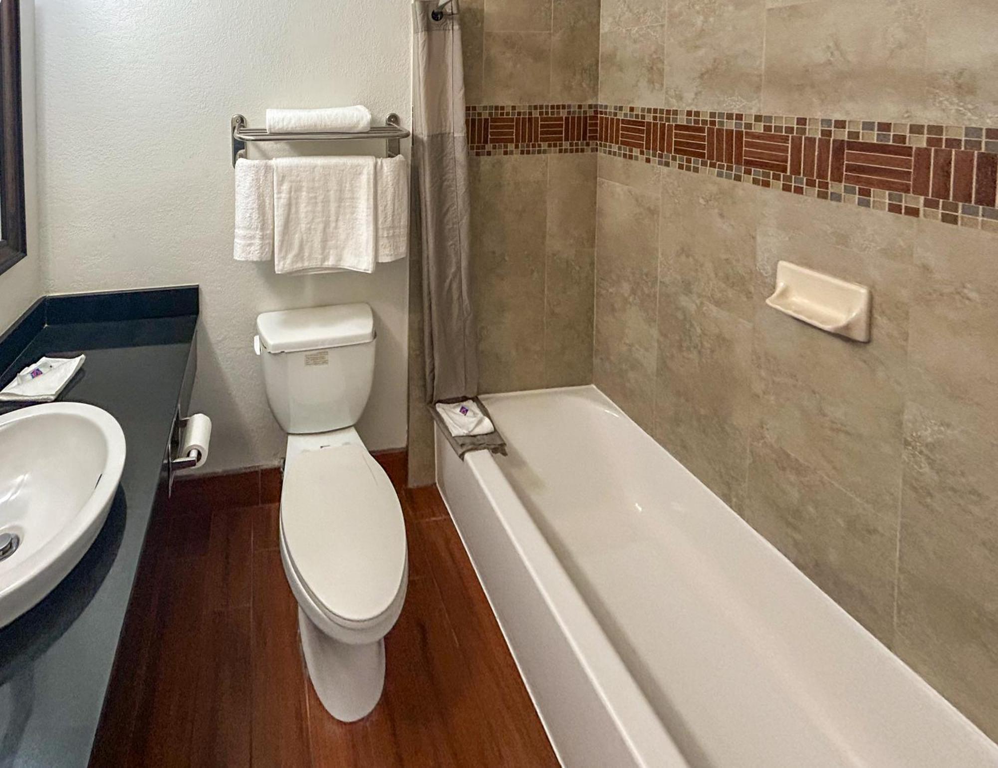 Motel 6 Ontario Ca Convention Center Airport Екстер'єр фото